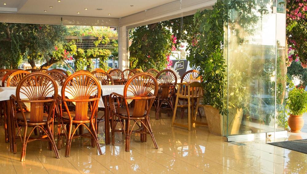 Xenios Loutra Village Beach Hotel Agia Paraskevi  Exterior foto